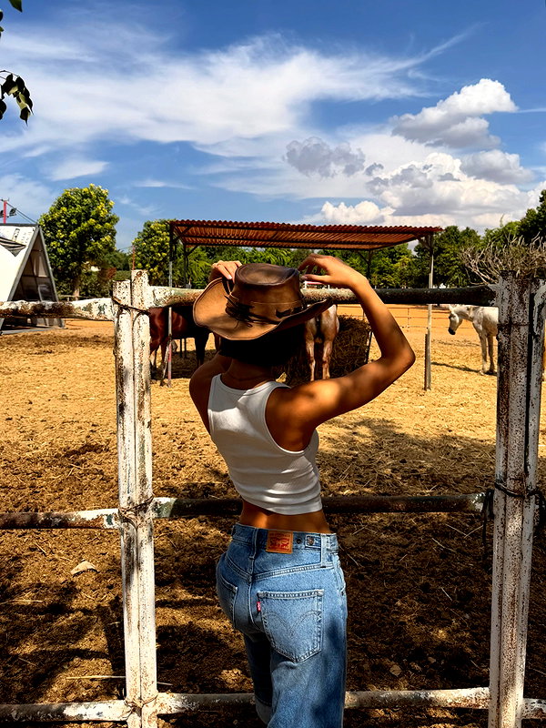 efrat_elmalich instagram image archive image
