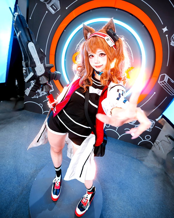 xier_cos instagram image archive image