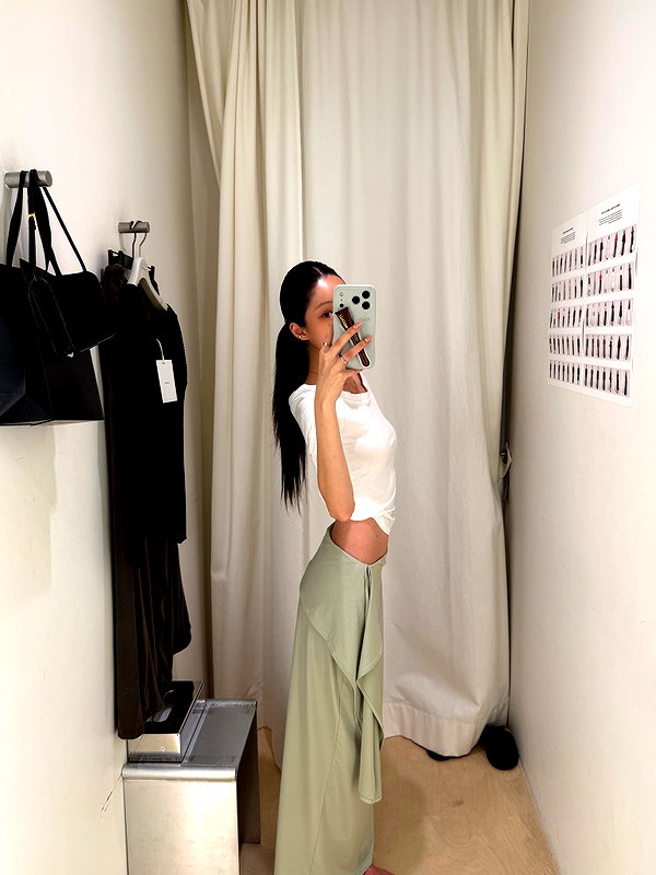 daxbin instagram image archive image