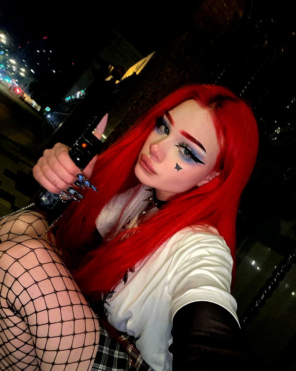 vik4au instagram image archive image