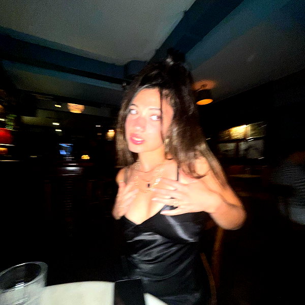 romi_henenson instagram image archive image