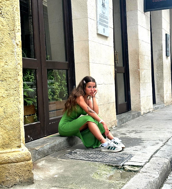 enikeeva_aliya instagram image archive image