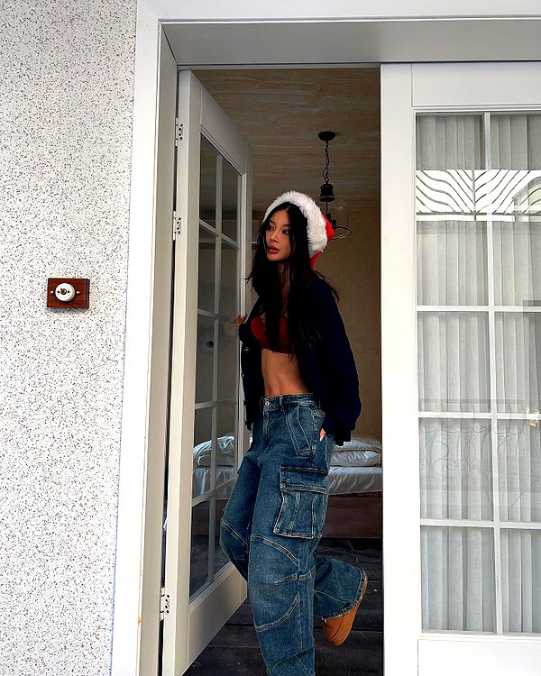 ll.lu1s instagram image archive image