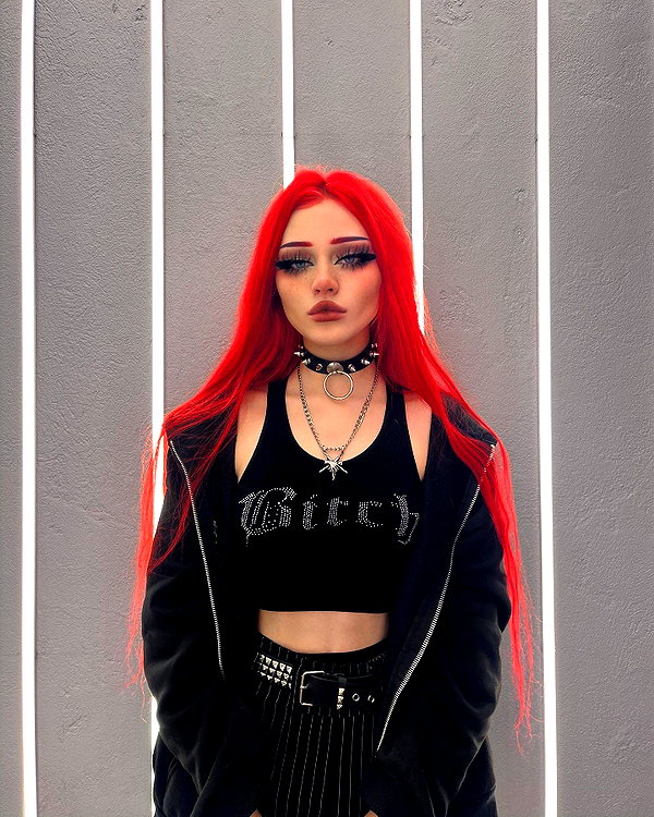 vik4au instagram image archive image