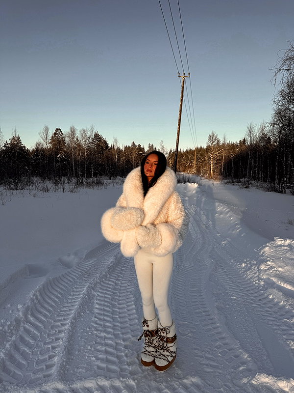 zoeliss instagram image archive image