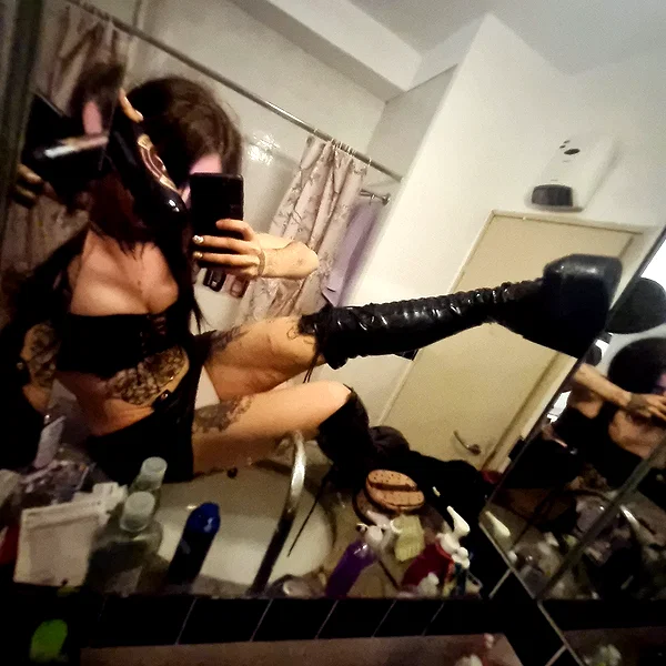 shayli_or instagram image archive image