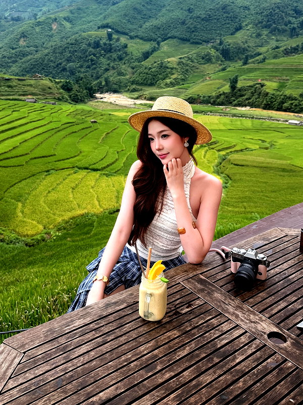 lyhythuedoxinh instagram image archive image