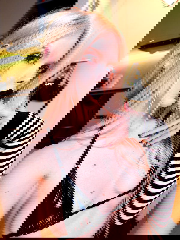 neondemoni neondemoni archive image