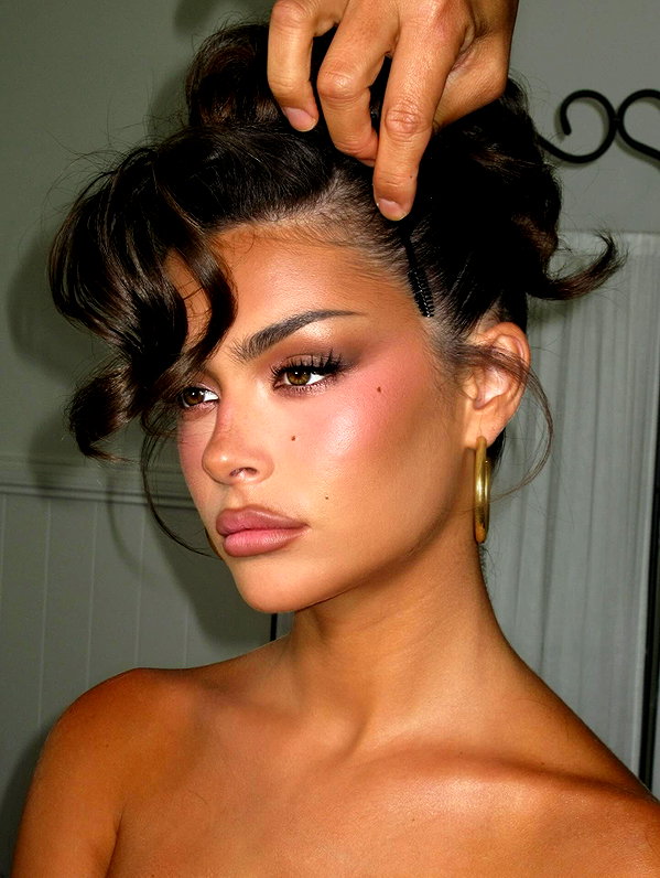 taniellejaimua archive image
