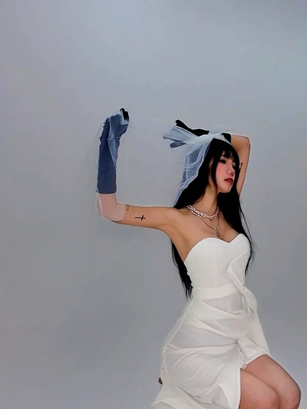 bora__look instagram image archive image