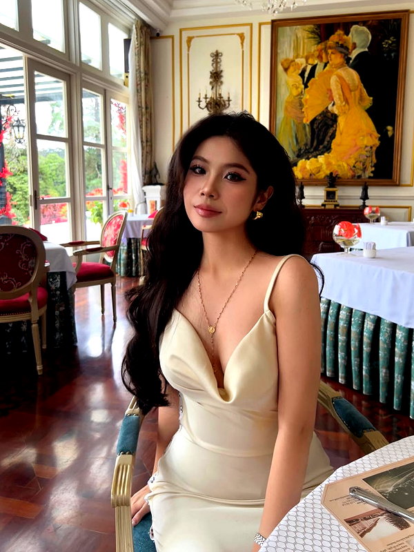 lyhythuedoxinh instagram image archive image
