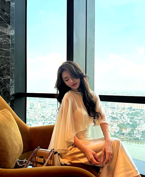lyhythuedoxinh instagram image archive image