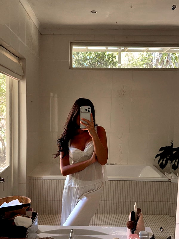 zoeliss instagram image archive image