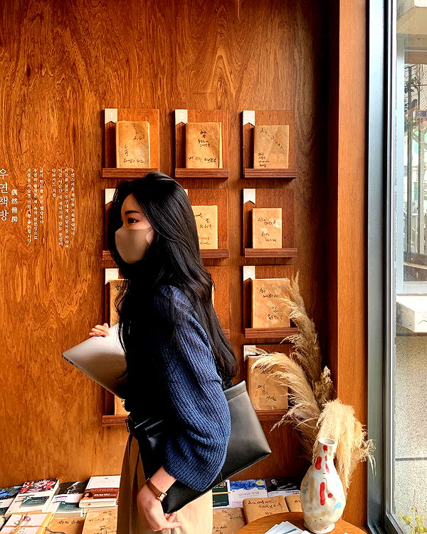 daxbin instagram image archive image