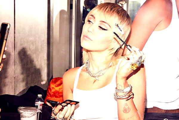 mileycyrus instagram image archive image