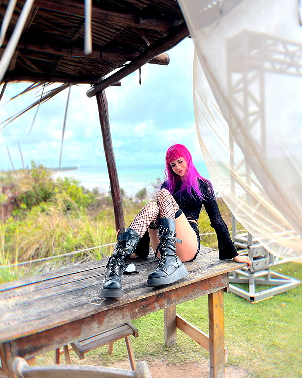 jadelaverne instagram image archive image