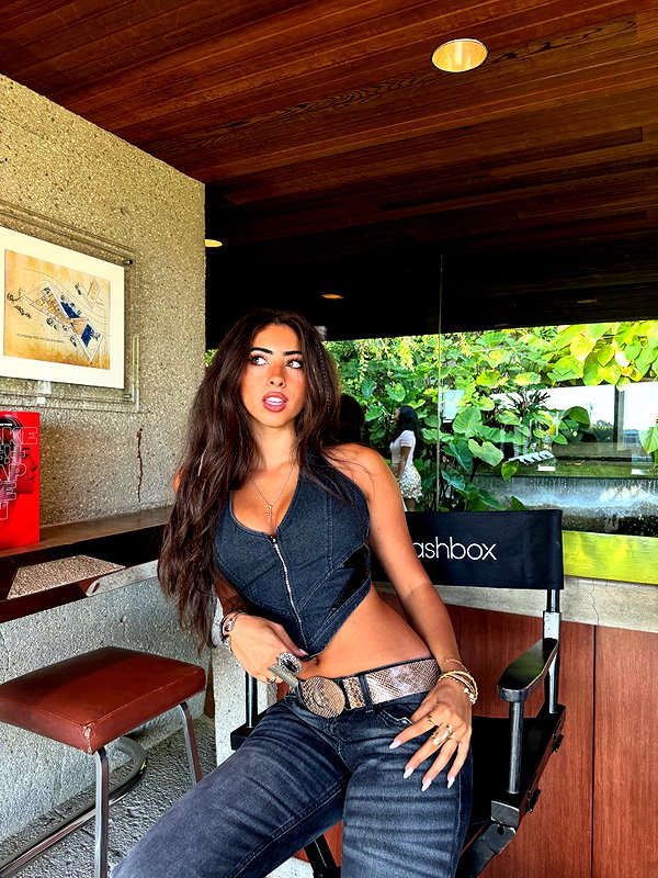 Archived image from @skyleraboujaoude on Instagram