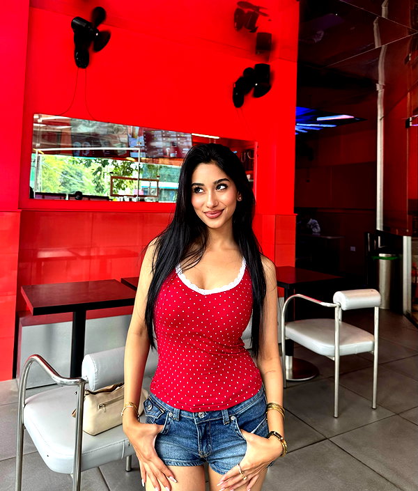 shanayarv instagram image archive image