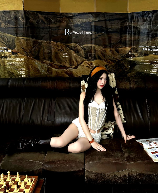 lyhythuedoxinh instagram image archive image
