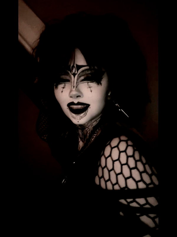 darkblueyoshii instagram image archive image