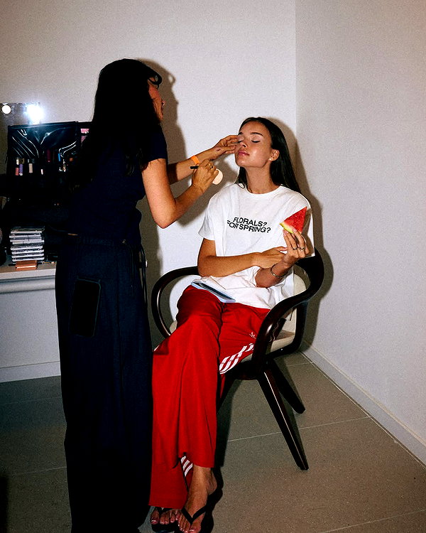 annazak12 instagram image archive image