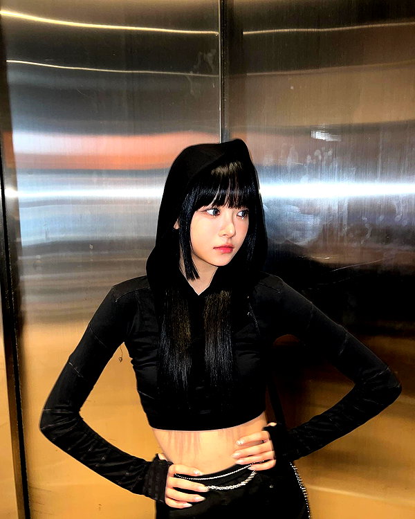 hhh.e_c.v instagram image archive image