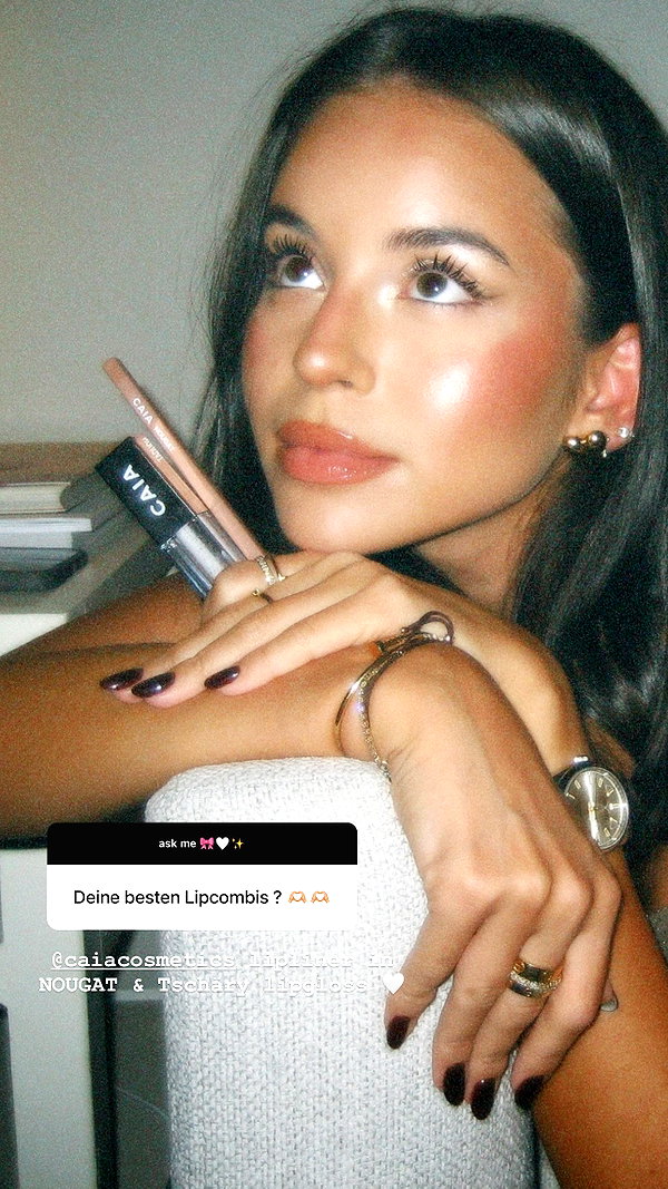 zoeliss instagram image archive image