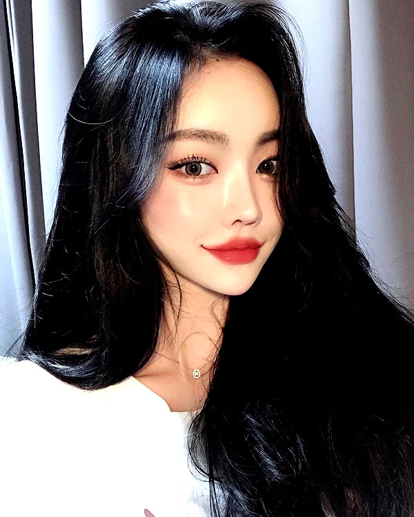 daxbin instagram image archive image