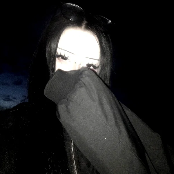 the_dark_pprincessa instagram image archive image
