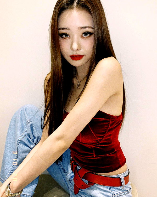 dear.zia instagram image archive image