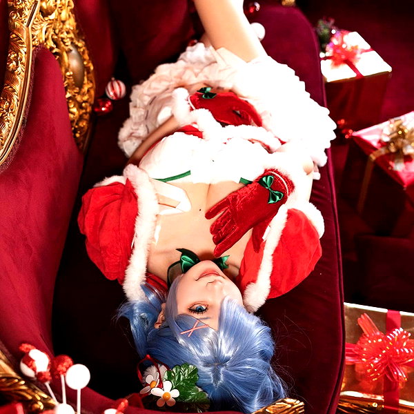xier_cos instagram image archive image