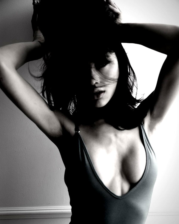 leonanaomii instagram image archive image
