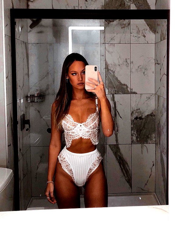 olivia.mathers instagram image archive image