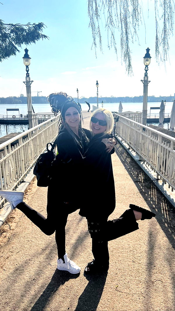 avrillavigne instagram image archive image