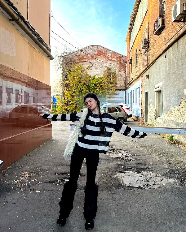 zarinamartinna instagram image archive image