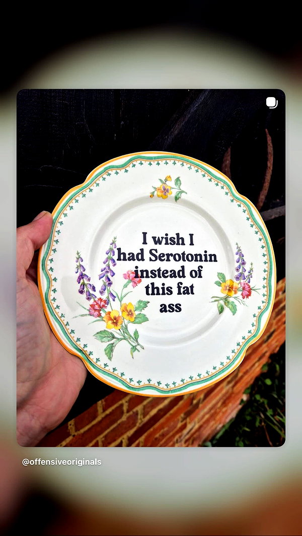 Archived image from @leighbunbun on Instagram