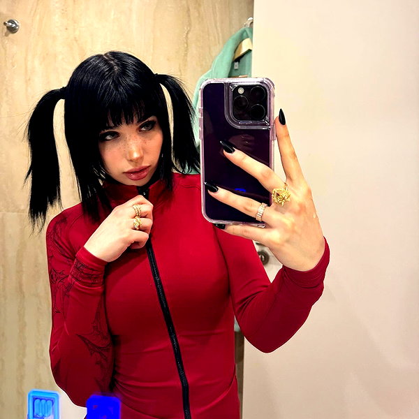 nicoleponyxo instagram image archive image