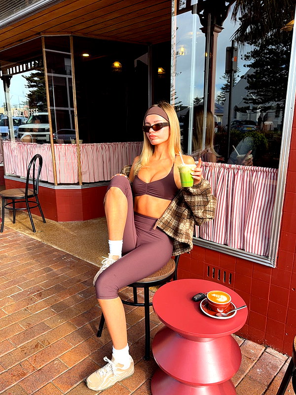 brontesheppeard instagram image archive image