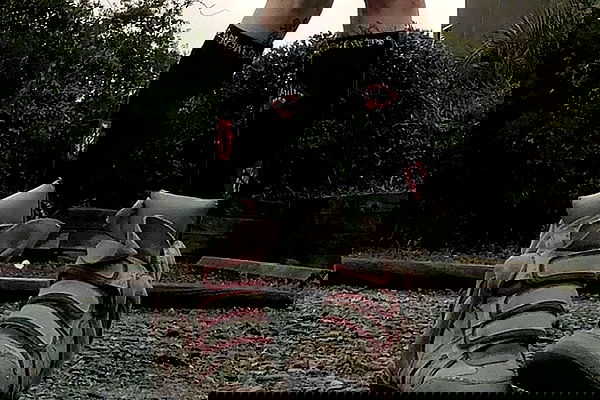 zommmbri zommmbri archive image