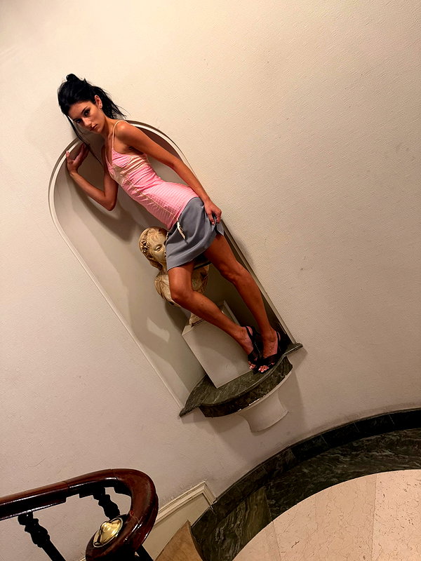 reneeebeller instagram image archive image