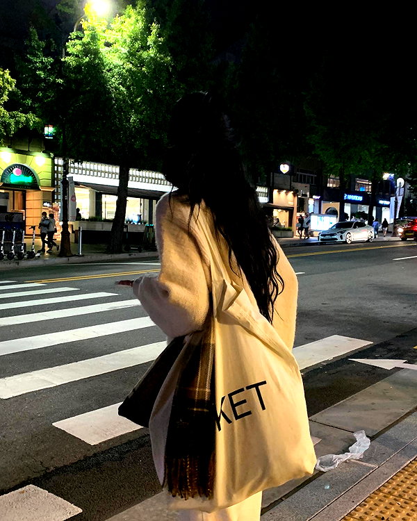 daxbin instagram image archive image
