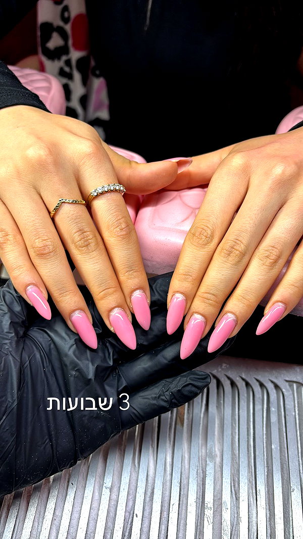nails.by.natashi instagram image archive image