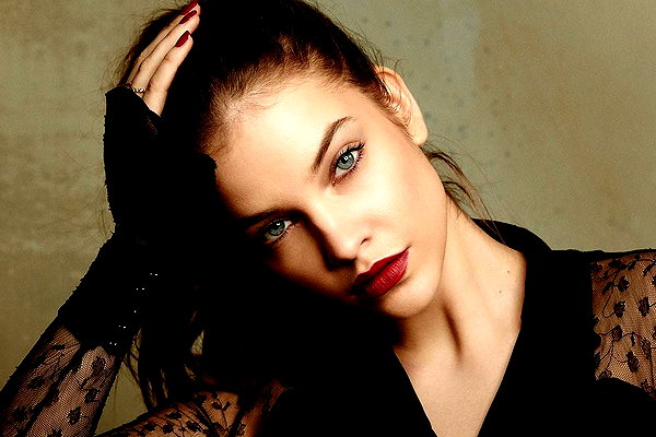 realbarbarapalvin instagram image archive image