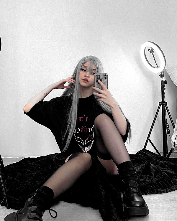 glowmoonshorty instagram image archive image
