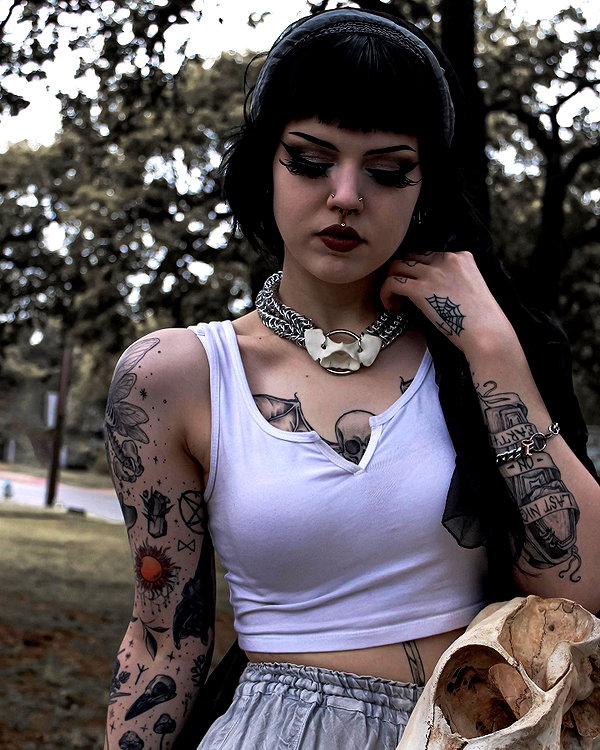 yeahimcaroline instagram image archive image