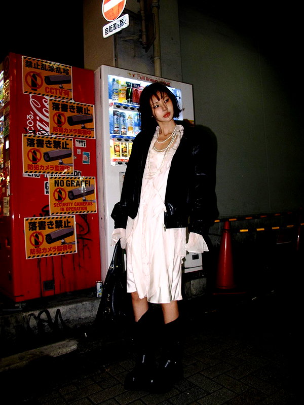 ll.lu1s instagram image archive image