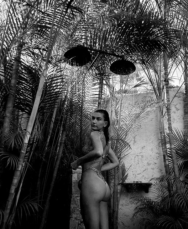 haileybieber instagram image archive image