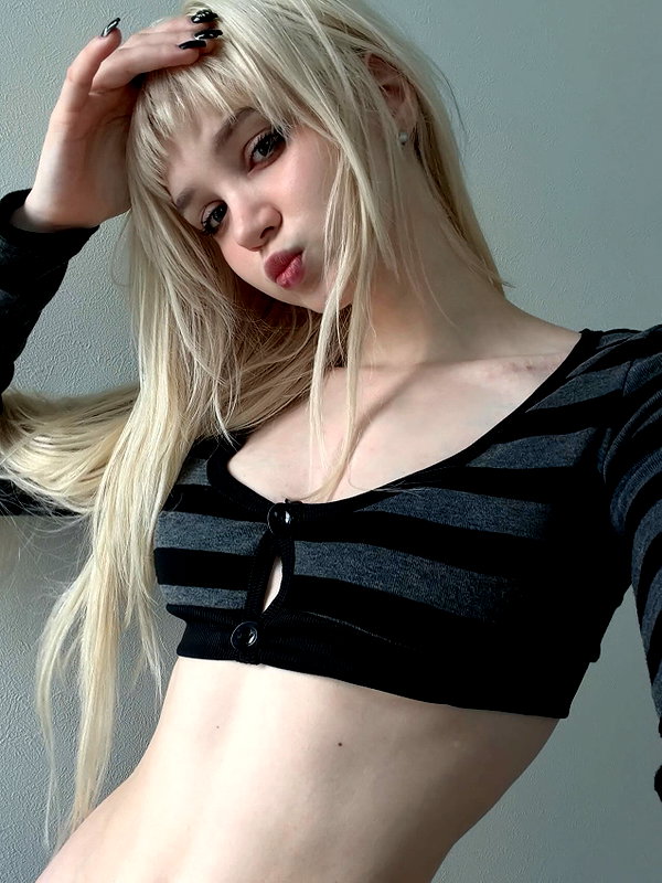 ti_joyy instagram image archive image