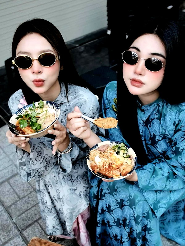 lyhythuedoxinh instagram image archive image