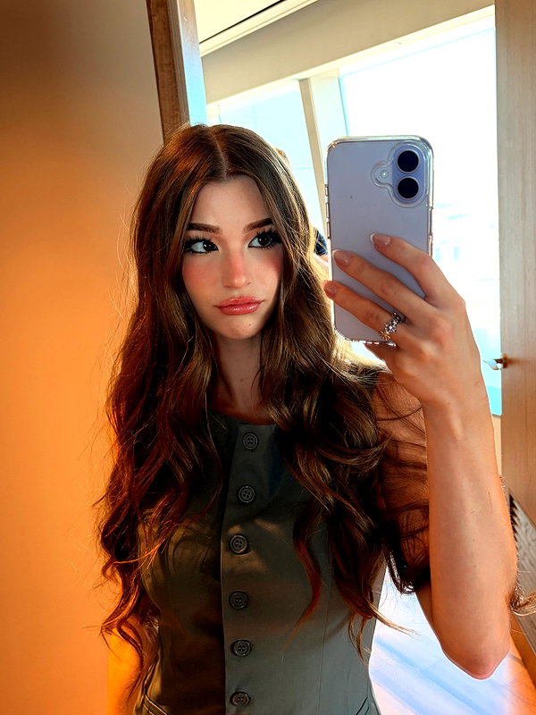 brookemonk instagram image archive image